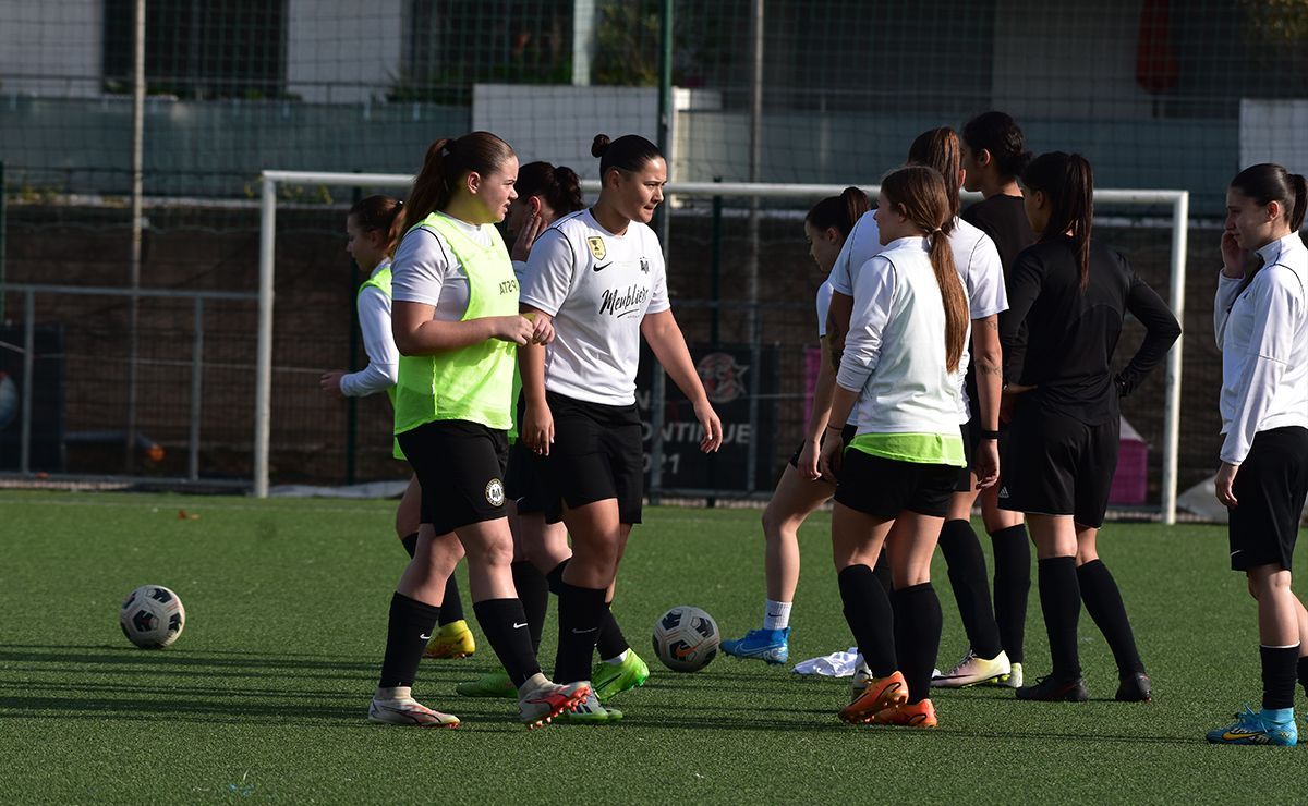 Club de football fille sur Aix-en-Provence