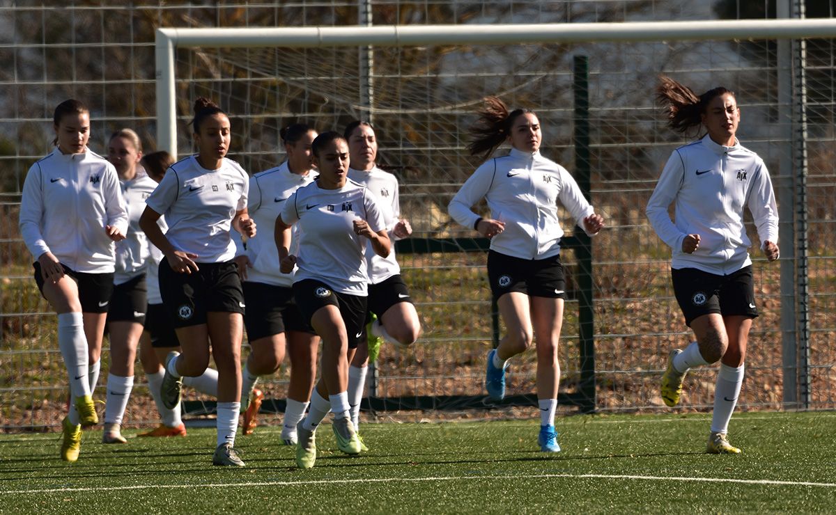 Club de football fille sur Aix-en-Provence