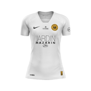 Le maillot de football Maillot Extérieur 2024/2025 est blanc, orné de divers logos et sponsors. La poitrine présente les logos de « Hikone », « Ajax » et « Jardin Mazarin ». Le swoosh Nike est positionné sur le côté droit de la poitrine, avec des logos et du texte supplémentaires affichés sur les manches et le bas du devant.