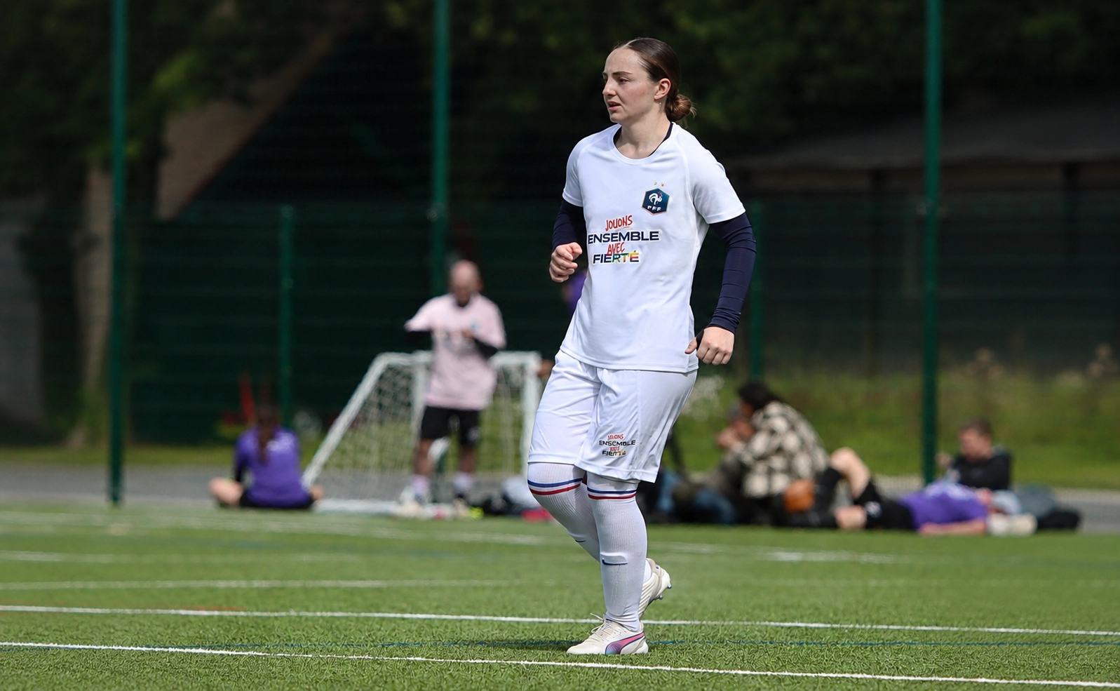 Photo du tournoi des Fiertés de Clairefontaine, notre équipe SC Aix Féminin à fièrement représenter la Ligue Méditerranée